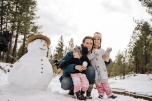 Kids and parents getting outside in the winter to stay healthy