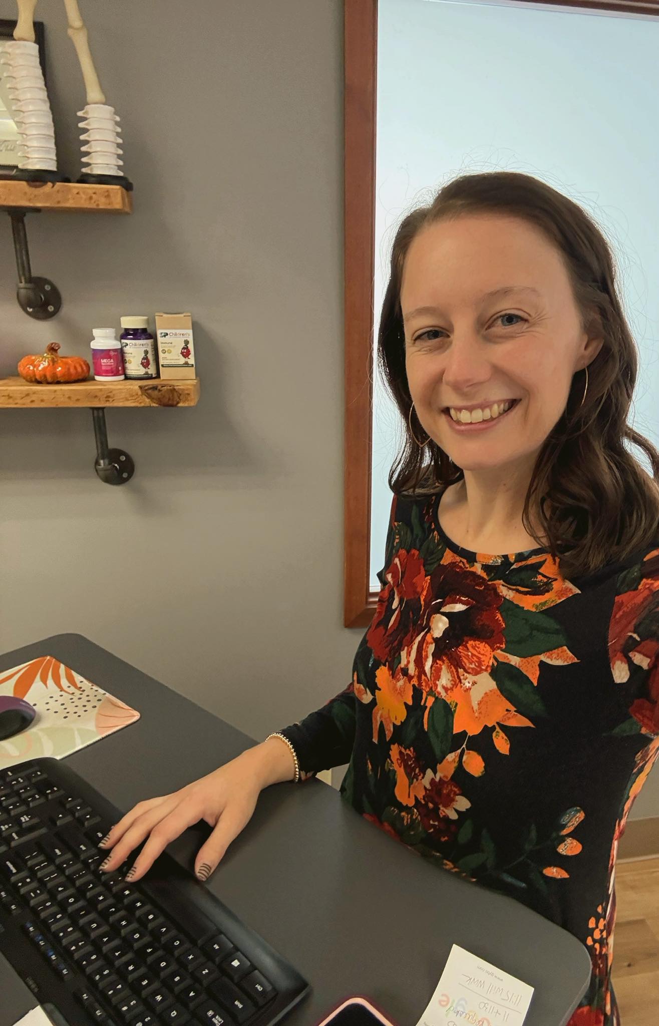 Dr. Nicole Knapp, about chiropractic & wellness center